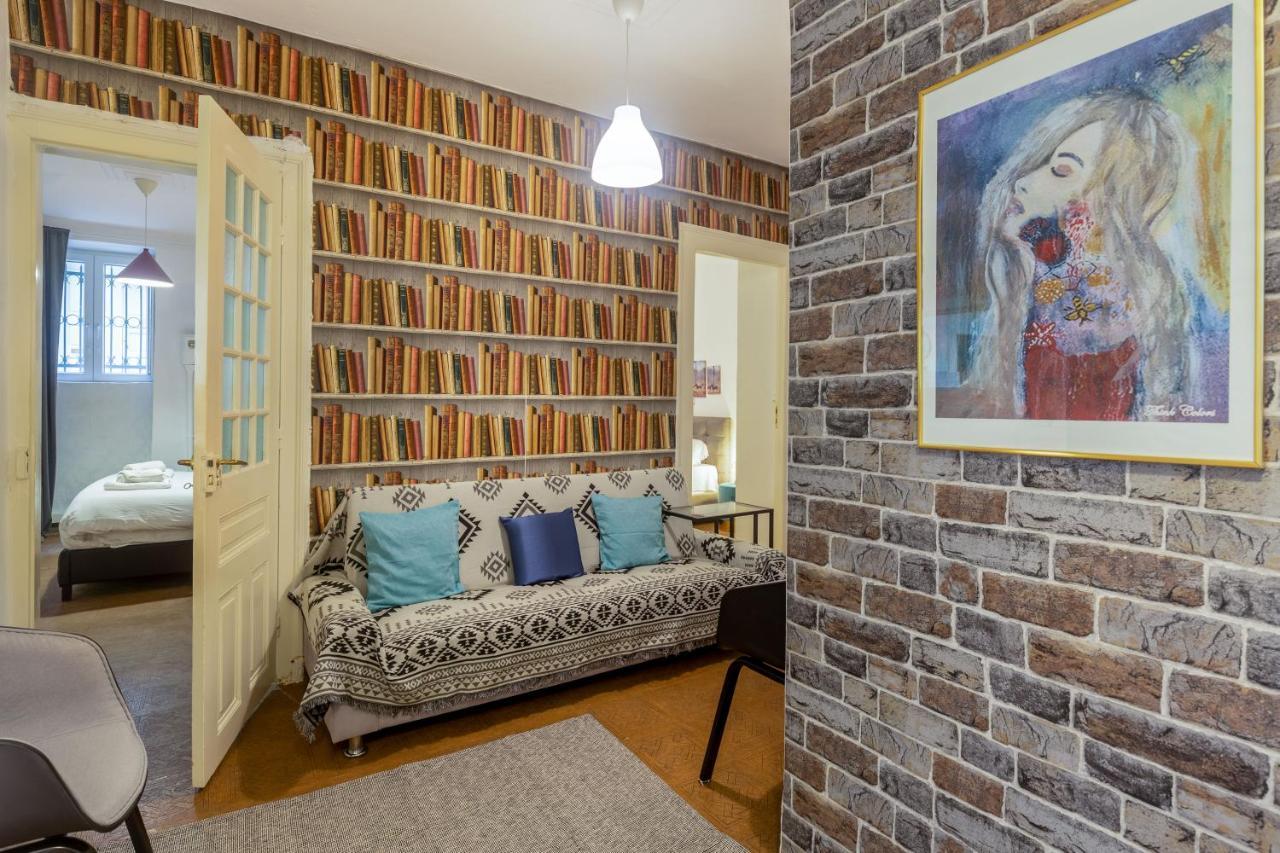 Charming Apartment In The Heart Of Plaka アテネ エクステリア 写真